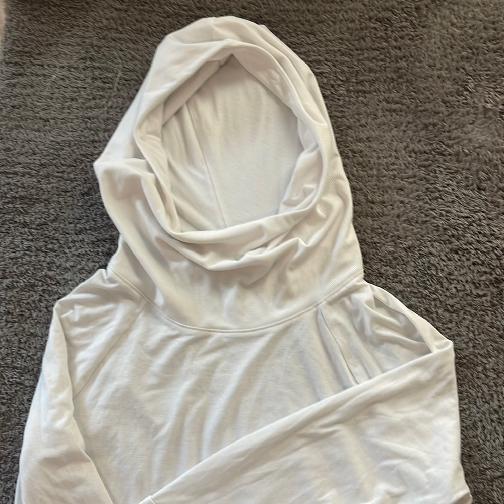 Athleta hooded long sleeve size M